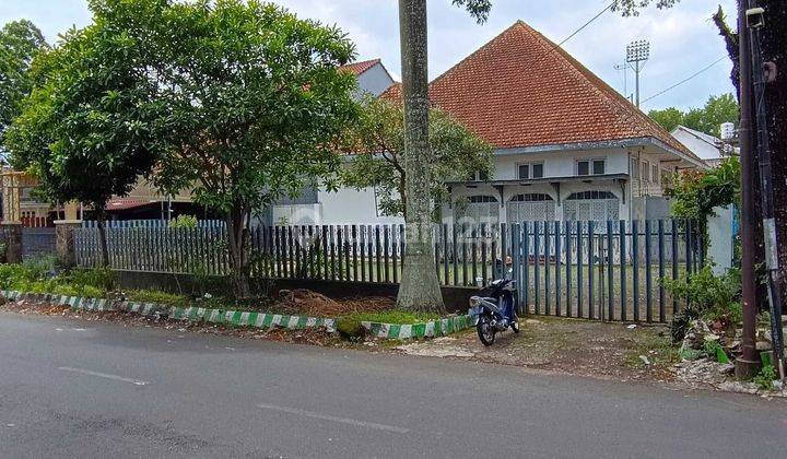 Dijual Rumah Klasik Kolonial Di Tengah Kota Malang  1