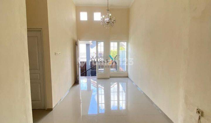 ruang keluarga dijual rumah siap huni di