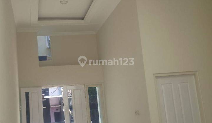 Fast Sale Rumah Baru Desaign Modern Rungkut Surabaya  2