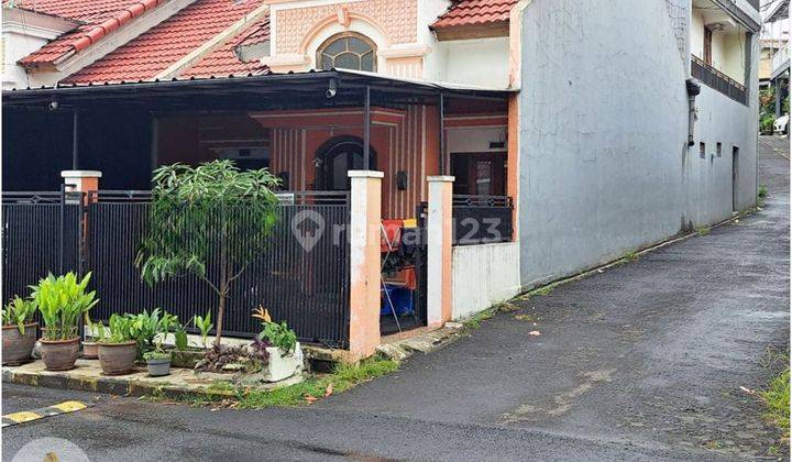 Rumah Bagus Siap Huni di Pusat Kota Cimahi  1