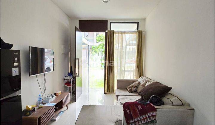 Rumah Semi Furnished Di Podomoro Park Cluster Fashagriya 2