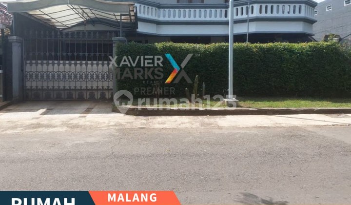 Rumah Terawat Pusat Kota di Jl Garut Malang