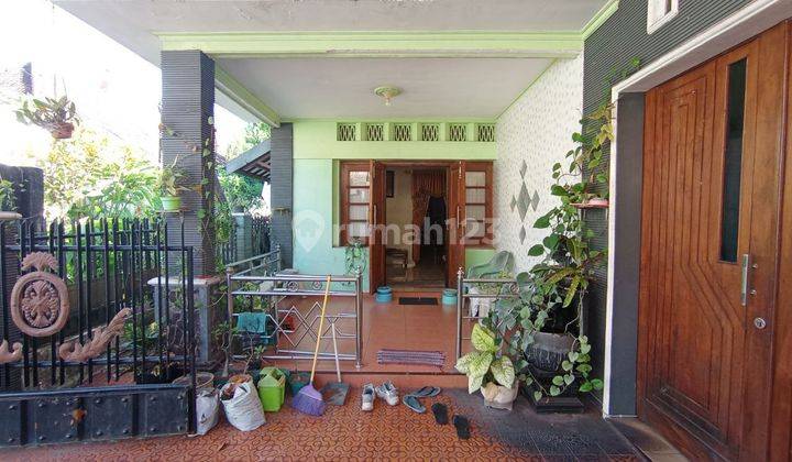 Rumah Hook Kawasan Nyaman di Jl Ja Suprapto Malang 2