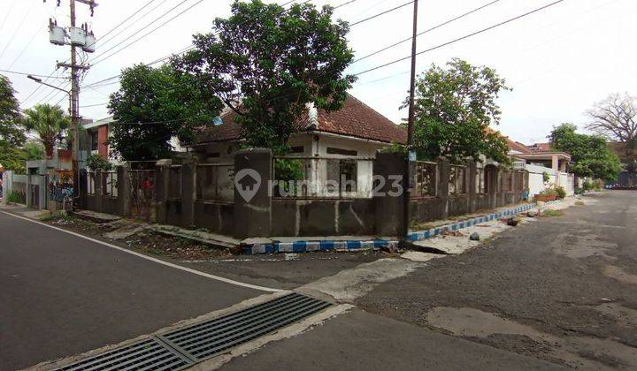 Rumah Hook Kawasan Tenang Aman di Jl Pulau pulau Malang 1