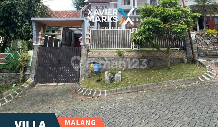 2-Story Villa in a Comfortable and Safe Area in Tawangargo, Malang