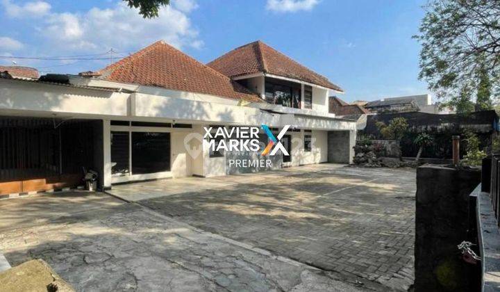 Rumah Nol Jalan Bangunan Terawat di Veteran Malang 2