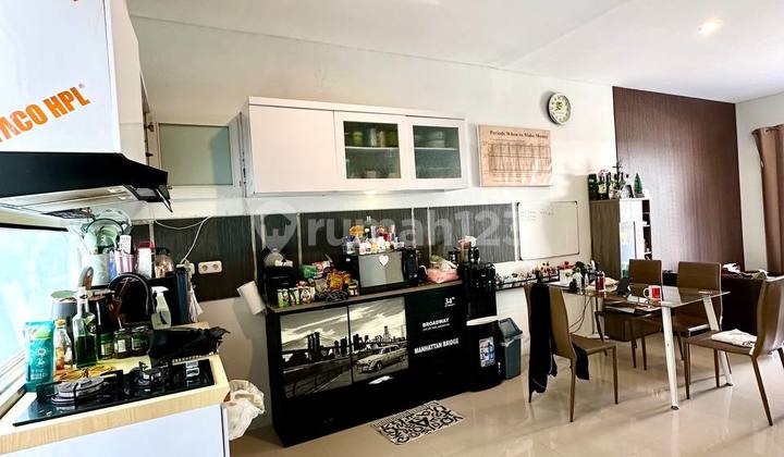 Fully Furnished Elite Area House in Green Orchid Malang 2