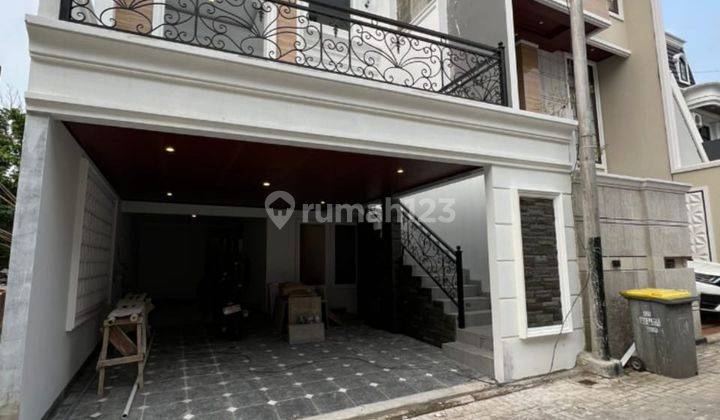 Mbv252 Rumah 3,5 Lt American Classic Ada Kolam Renang di Ciganjur 2