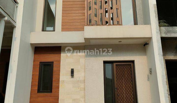 572 Rumah 2 Lt Modern Minimalis Akses Mudah di Pamulang 1