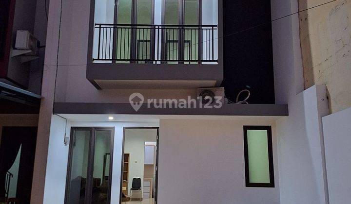 441a Rumah Baru & Strategis 2 Lt Modern Minimalis di Ciledug 1