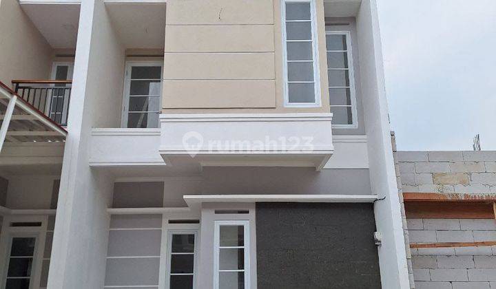 689 Rumah 2 Lt Cantik, Minimalis Modern di Pusat Kota, Pamulang 2