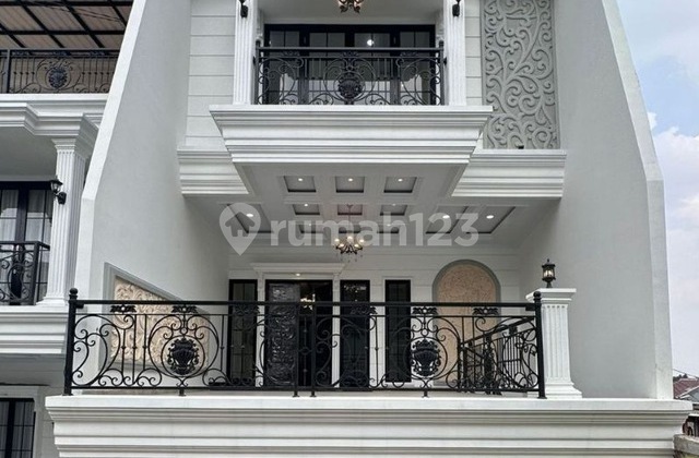 631 Rumah Cluster Ready Stock 3 Lt. Akses 2 Mobil di Jagakarsa