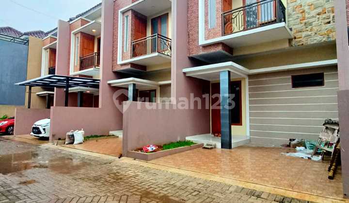 407 Rumah Baru 2 Lt Modern Ready Stock Dlm Cluster di Jagakarsa