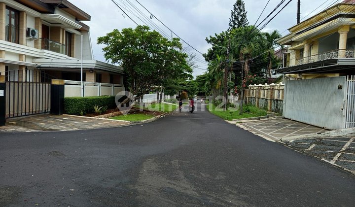 Jk463 Grand 2-Story House with Strategic Location in Duren Tiga Complex 2