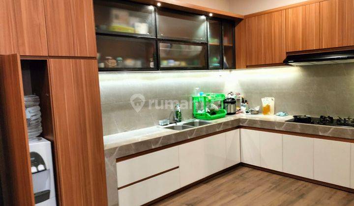 Rumah Mewah Puri Mutiara Monginsidi Full Furnished Siap Huni ( Tipe 200/144 ) 2