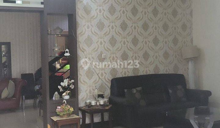 RUMAH 3 LANTAI TIPE 420 DEKAT PETTARANI FULL FURNISHED 7 KAMAR TIDUR 2