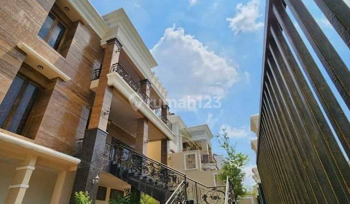 Dijual Rumah Mewah Siap Huni 3 Lantai Dekat Mall Panakukang Tipe 1200/600 1