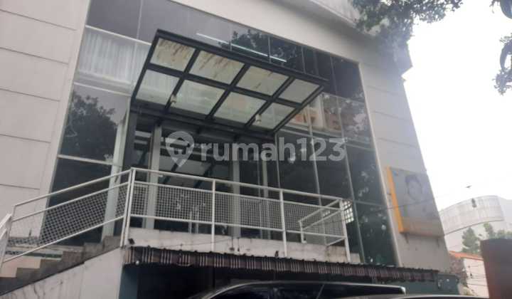 Nice Cheap House with SHM on Riau Street, Bandung 2