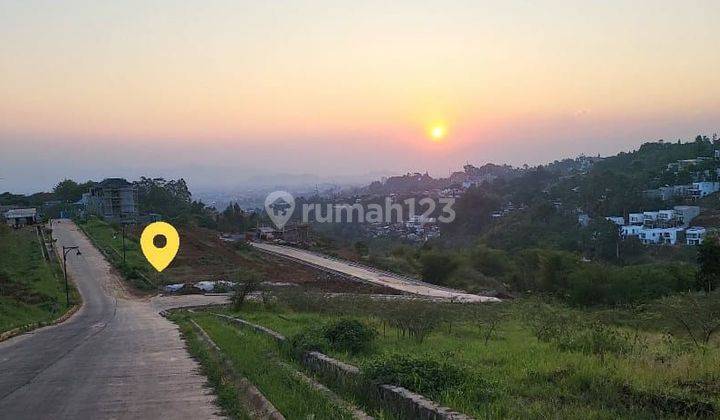 Dijual Cepat, Kavling di Resort Dago Pakar, Lokasi Baru di Saphire Hill Posisi Hoek View ke arah Bukit 1