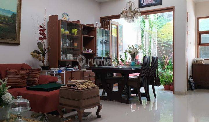 Dijual Fullfurnish Rumah Mewah dan LUX Minimalis 2.5 Lantai di Antapani 1