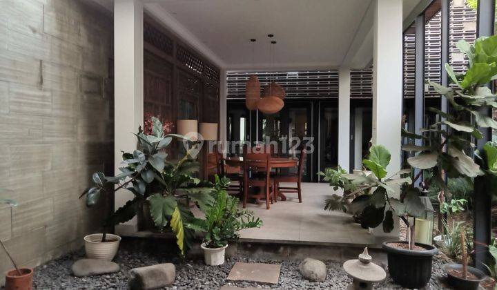 Dijual Rumah 2 Lantai LUX Mainroaf Citarum Bandung. Lokasi strategis 2