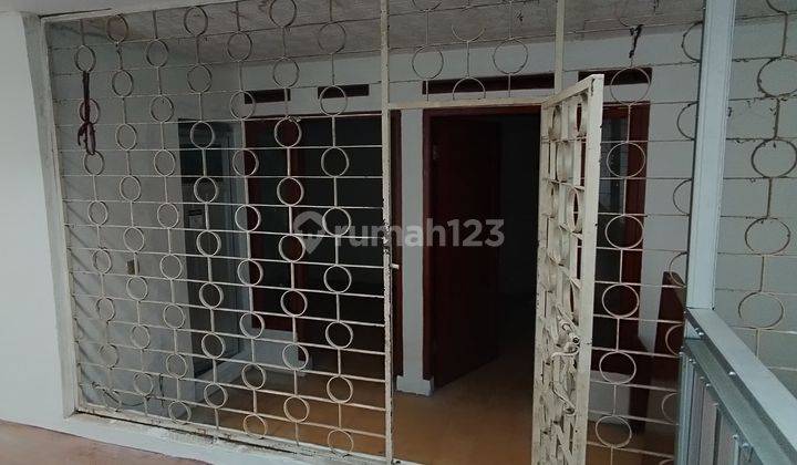 Dijual Rumah 1.5 Lantai Full Renovasi , Lokasi di Cijerah 2