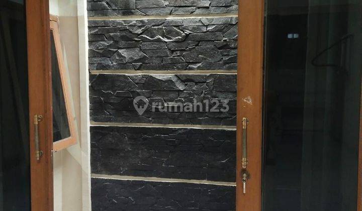 Dijual Harga BU, Rumah Minimalis 2 lantai di Komplek Taman Mutiara Cimahi Kota 2