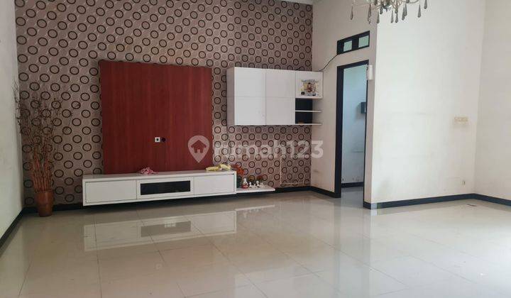 Jual Cepat Rumah 2 lantai Murah , LUX dan Minimalis di Taman Holis Indah 2 1