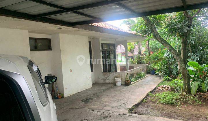 Dijual Rumah Tinggal , Lokasi sangat strategis. Area Tubagus Ismail Bandung di pinggir jalan 1