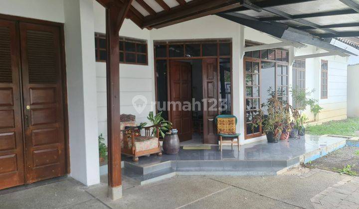 DIJUAL. Rumah terawat 1.5 Lantai di Jln.Babakan Jeruk, Pasteur, Bandung. 1