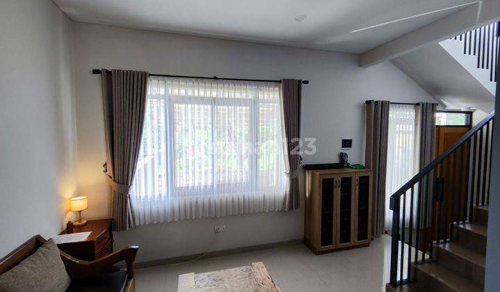 Dijual Rumah 2 Lantai di Komplek Royal View Residence Ciwaruga, Bandung Barat 1