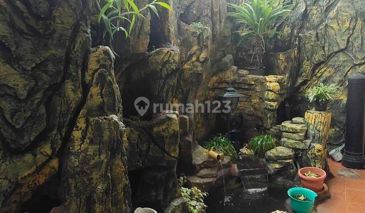 JUAL CEPAT. Rumah 2 lantai Siap Huni, Posisi Hook di Jalan Raya Banjaran Bandung 2