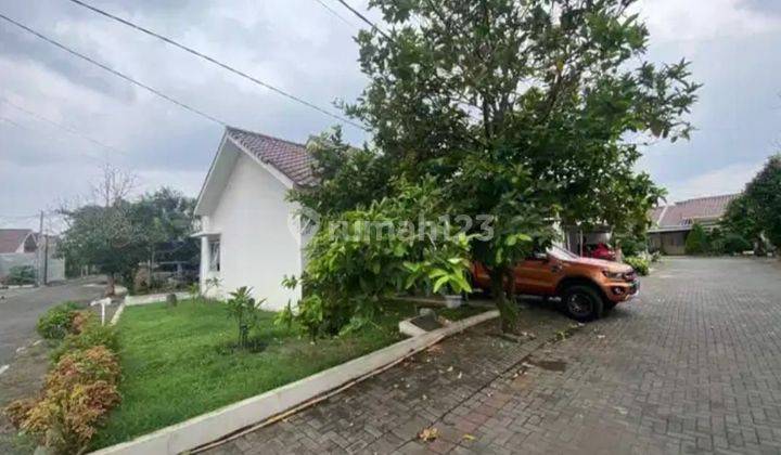 Dijual Rumah Asri Tanah Luas Dalam Komplek di Katapang, Bandung. 2