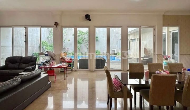 Rumah Murah 2 Lantai Siap Huni SHM Patal Senayan Dekat Sudirman