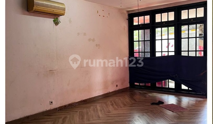 Cheap Land, Strategic Location, 676 M2 Area on Asem 2 Street, Cipete