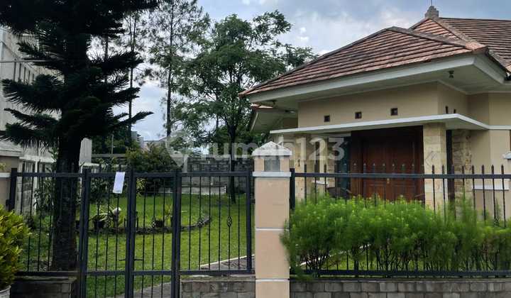 Affordable Ready-to-Live Good House with SHM in Parakan Asri Batununggal