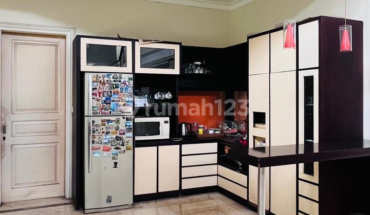 Rumah Murah 2 Lantai Full Furnished SHM di Komplek Perhubungan 2