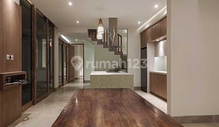 Cheap Good 2-Story Villa House with SHM in Cemangi, Canggu