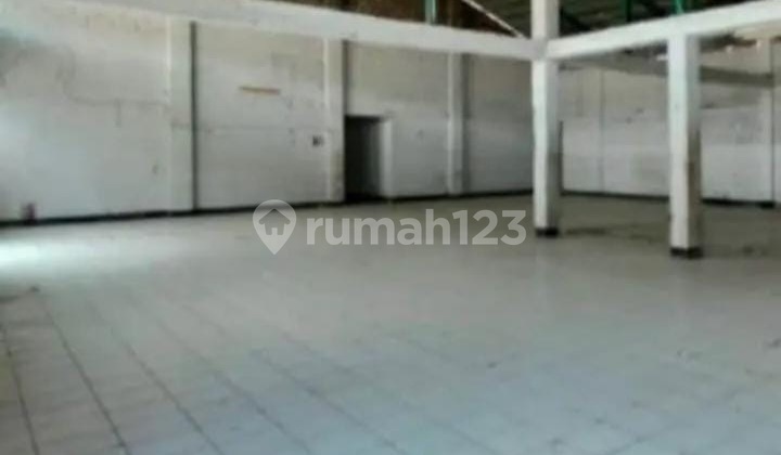 Cheap Warehouse Ex Factory Area 2204 M2 In Kopo Katapang