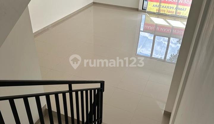 Affordable New 3-Story Shop House 82.5 M2 Wide On Pasir Kaliki Street