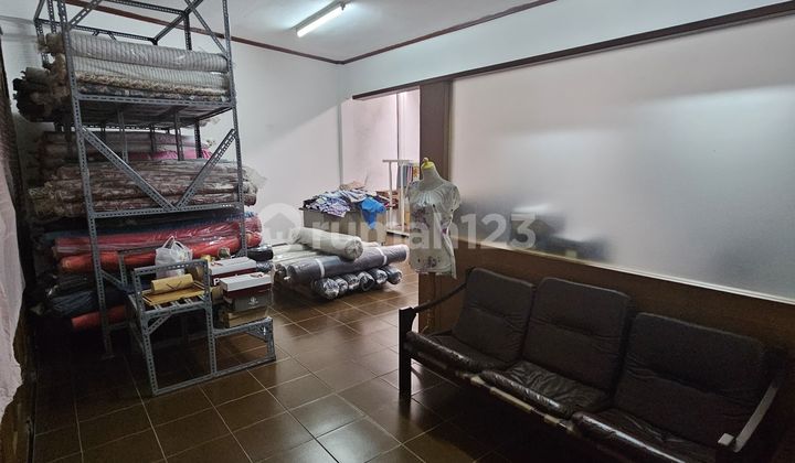 Affordable Spacious 1-Story Nice House on Pahlawan Street in Cikutra Area