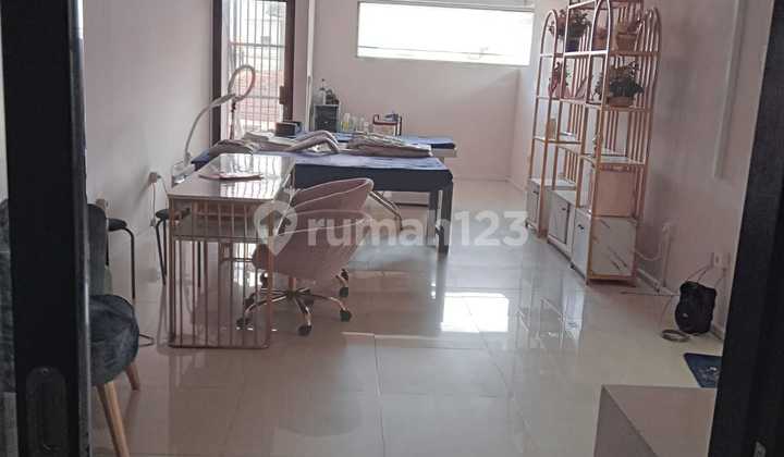 Ruko Murah 2.5 Lantai Bagus Lokasi Premium Di Jalan Mertasari