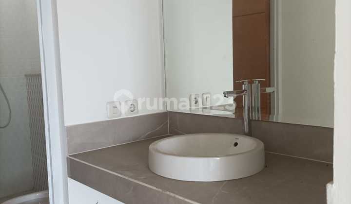 Rumah Murah 2 Lantai Baru Siap Huni Bagus SHM di Batu Mas Mengger 2