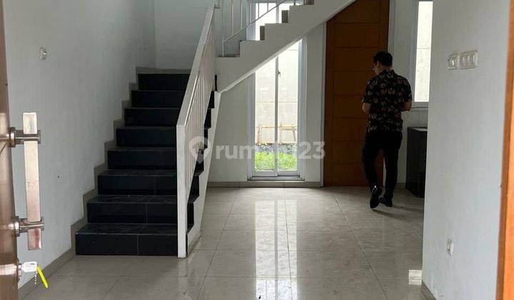 Dijual Rumah Cantik Dan Minimalis Daerah Buah Batu Sayap Batununggal Bandung 2