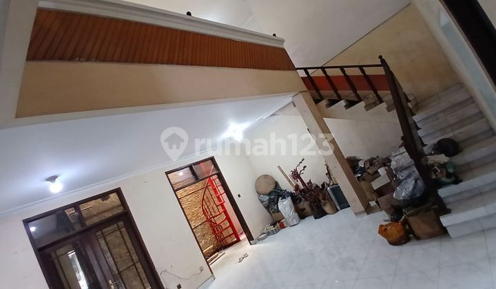 Affordable 2-Story House Ready to Occupy Good SHM in Taman Kopo Indah 1