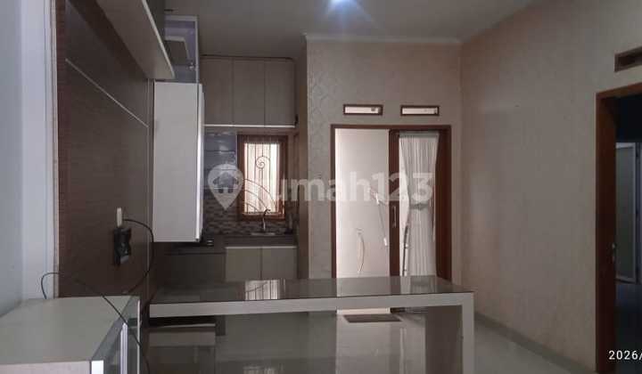 Rumah Murah 2 Lantai Siap Huni Bagus One Gate System di Antapani 1