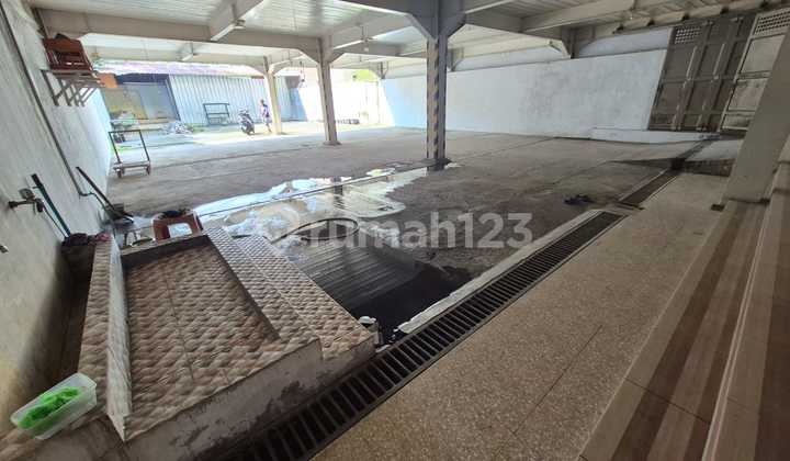 Gedung Serbaguna Murah 4 Lantai Strategis di Jalan Raya Banjaran