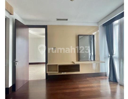 Cheap 3 Bedroom Furnished Apartment in Pearl Garden 2
