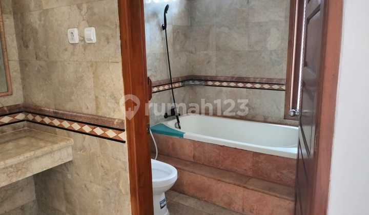 Rumah Murah 2 Lantai Siap Huni Minimalis SHM Lokasi Muara 2