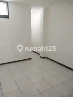 Affordable 2-Story Shop House with Good SHM on Kebonjati-Suniaraja Main Road 2